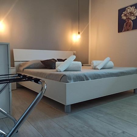 Esmada Lamezia Terme Apartamento Exterior foto