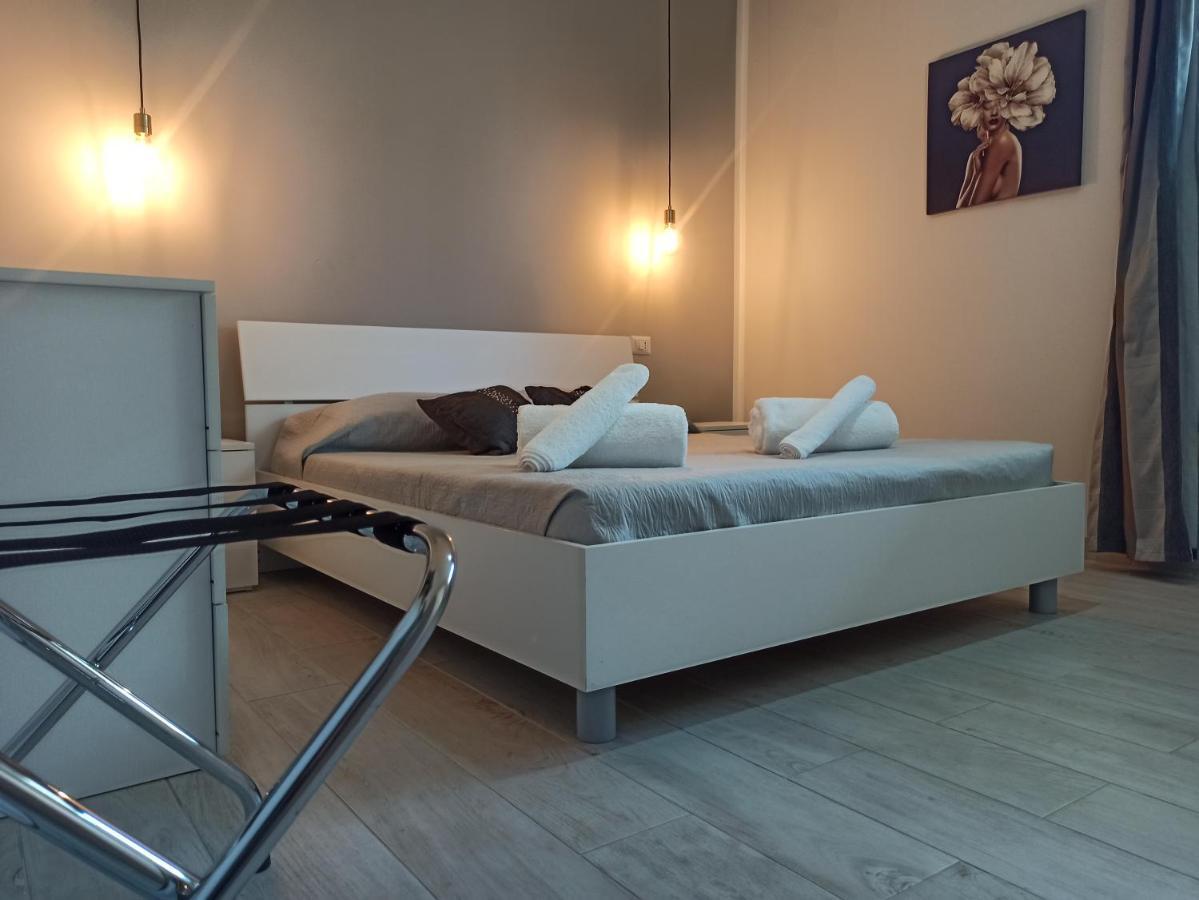 Esmada Lamezia Terme Apartamento Exterior foto
